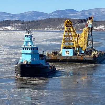 Tug-Douglas-J